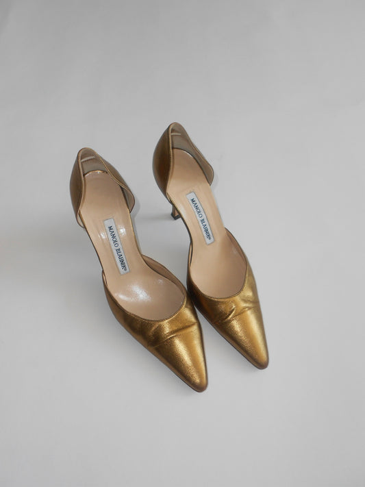 Gold Manolo Blahnik d'Orsay Heels